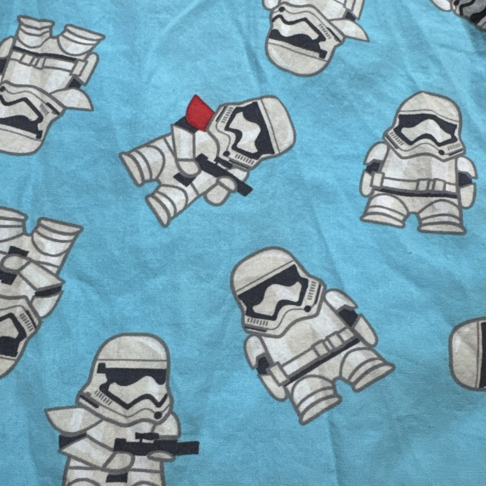 Disney Parks EXCLUSIVE Star Wars Stormtrooper Blue‎ Button Down Shirt Sz Medium - Picture 2 of 7